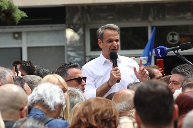 Ο μονόδρομος της αυτοδυναμίας και η απειλή της τρίτης κάλπης